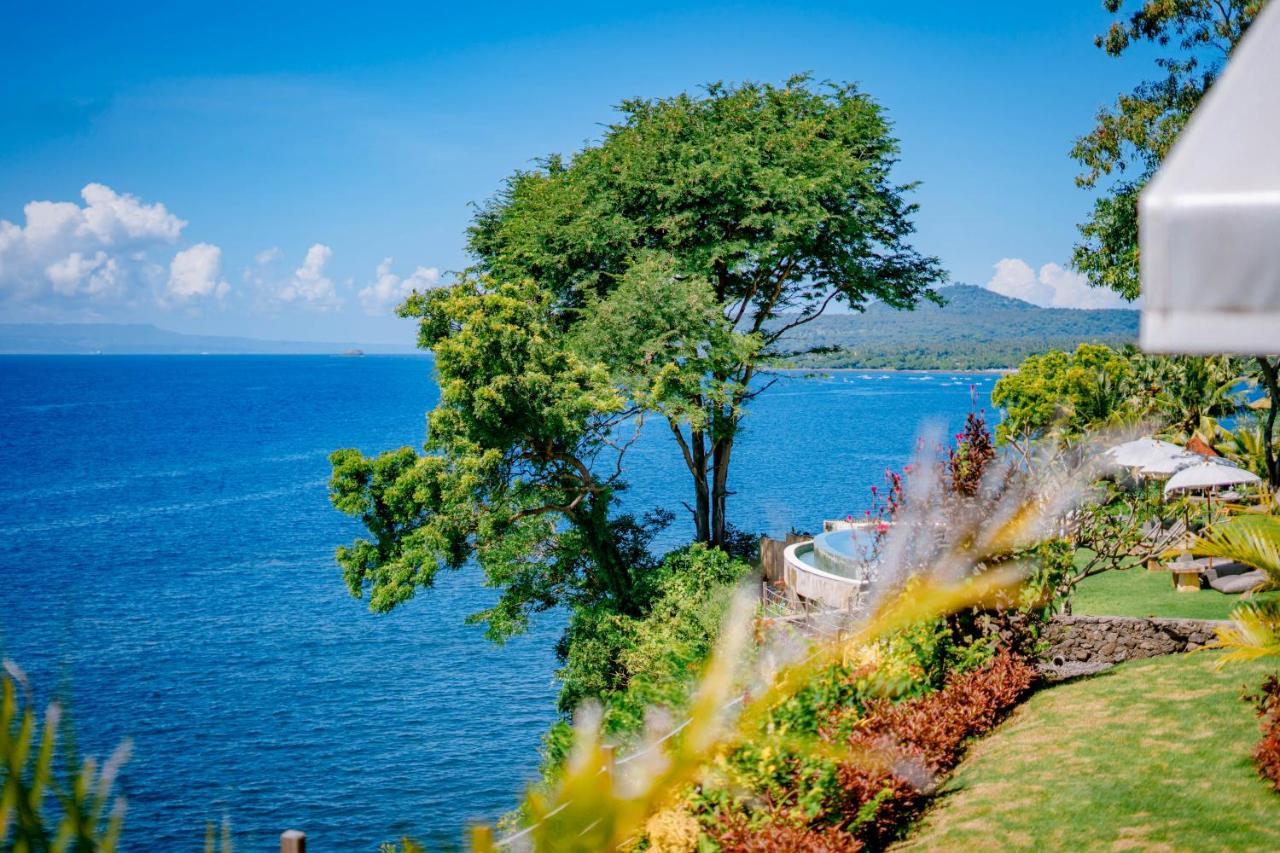 Bali Cliff Glamping Hotel Seraya Exterior photo