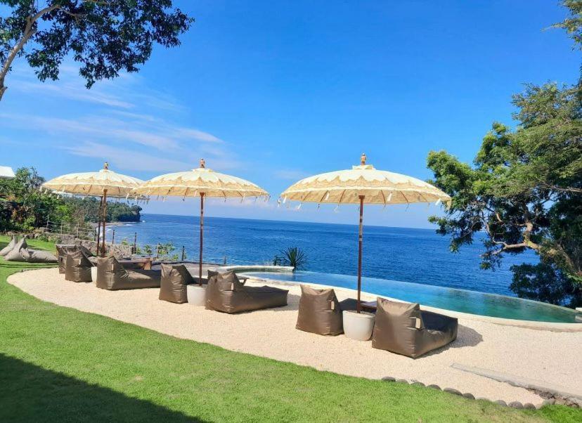 Bali Cliff Glamping Hotel Seraya Exterior photo
